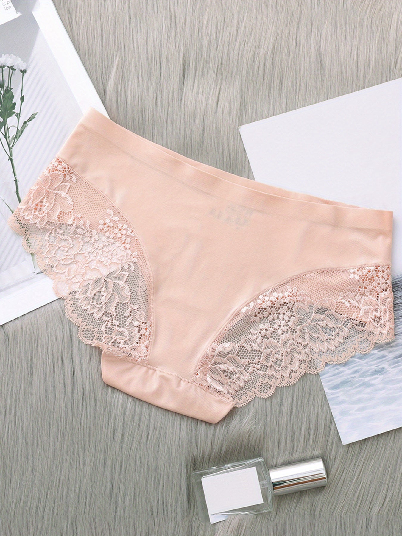 5pcs Comfy Chic Seamless Briefs - Semi-Sheer, Scallop Trim, Soft Stretch Fabric, Breathable, Moisture-Wicking, Everyday Wear - Women's Lingerie & Underwear Essentials