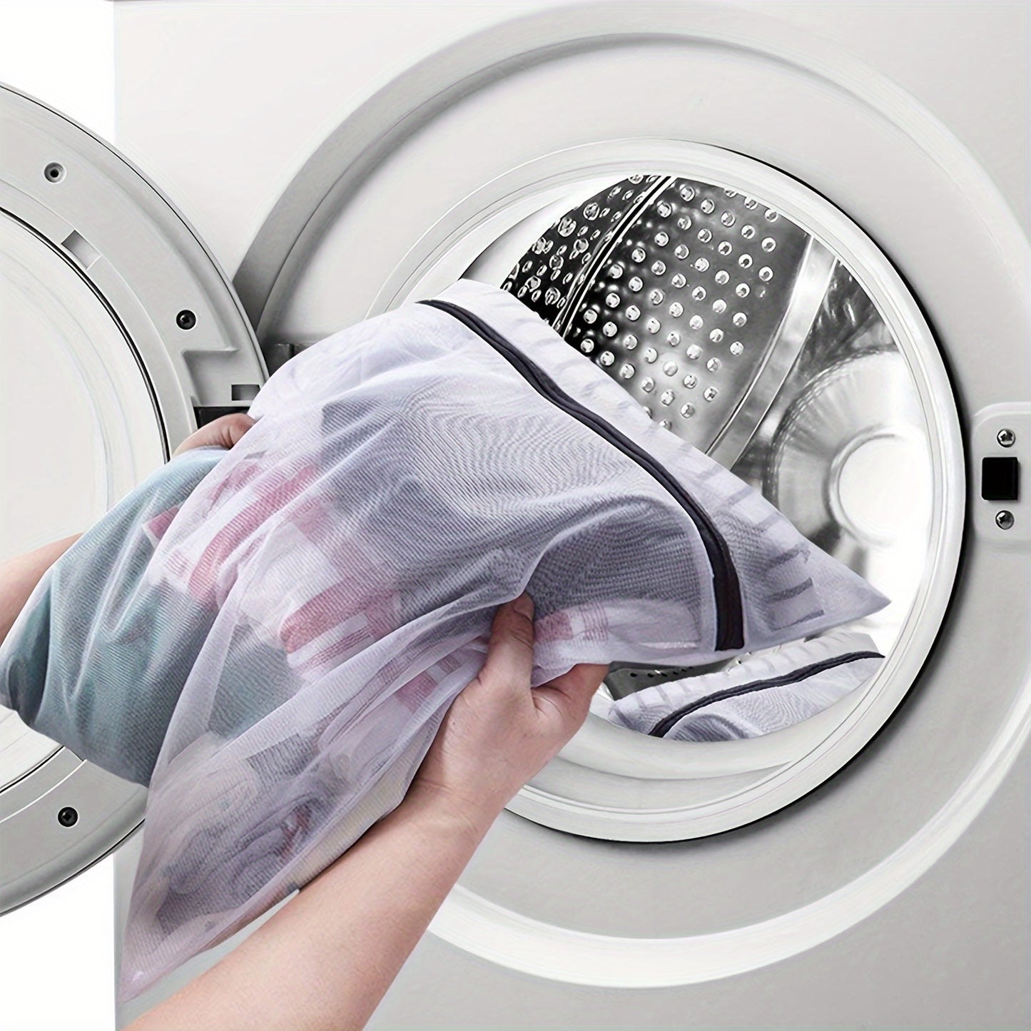 4pcs Delicate Laundry Bags with Zipper - Set of 4 - Anti-Deformation - Perfect for Blouses, Bras, Hosiery, Stockings, Underwear, and Lingerie - Travel and Washing Machine Safe - 15.7x11.8in/40x30cm