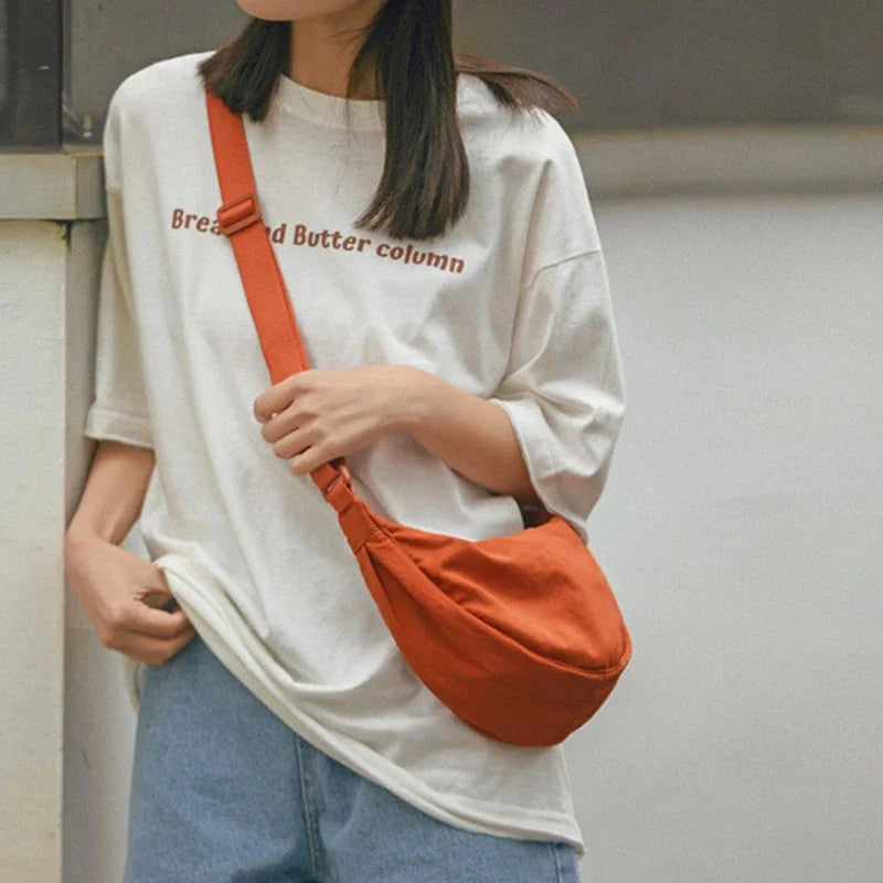 New Simple and Casual Solid Color Nylon Large Capacity Women's Dumpling Bag Shoulder Bag for Travel and Commuting