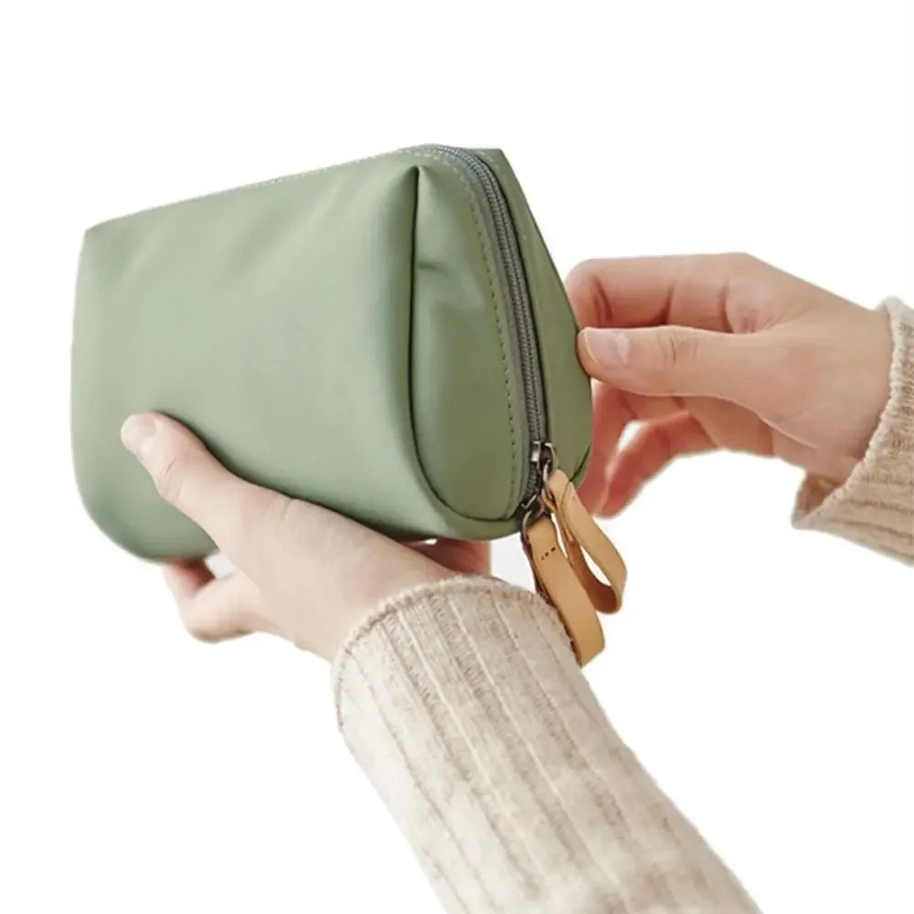 1PC Portable Women Makeup Bag Cosmetic Bag Coin Pouch Storage Bag Mini Lipstick Bag Small Bag Toiletry Bag Organizer Case
