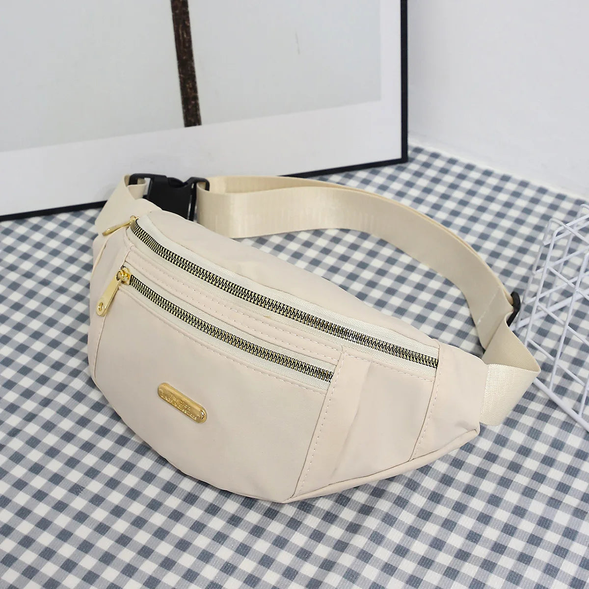 Fanny Pack for Women Men Water Resistant Large Hiking Waist Bag Pack Carrying All Phones for Running Walking Traveling
