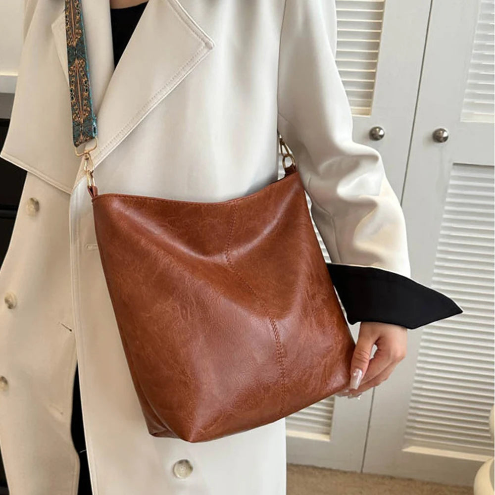 Women's retro solid color PU large capacity shoulder bag, fashionable crossbody bag, suitable for girls' daily commuting -zmt