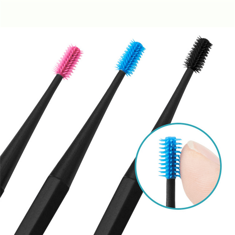 Eliminate Ear Wax Build-Up Instantly With This Soft Silicone Double-Ended Earpick!
