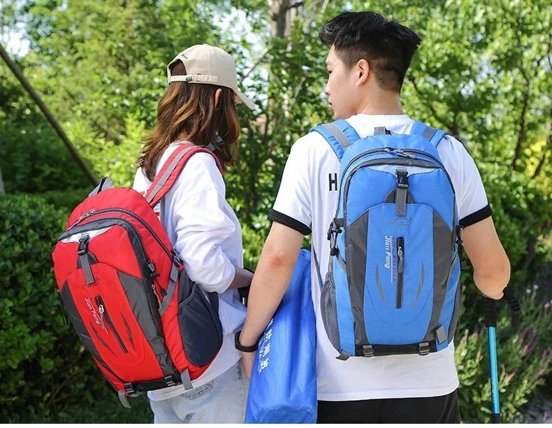 Outdoor Travel Backpack Fashion Hiking Backpacks Men Climbing Travel Backpack Classic Sport Travel Backpacks