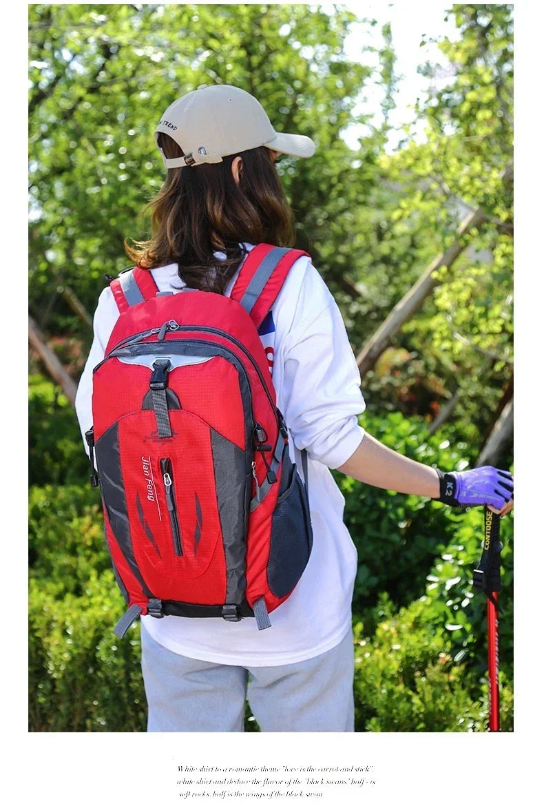 Outdoor Travel Backpack Fashion Hiking Backpacks Men Climbing Travel Backpack Classic Sport Travel Backpacks