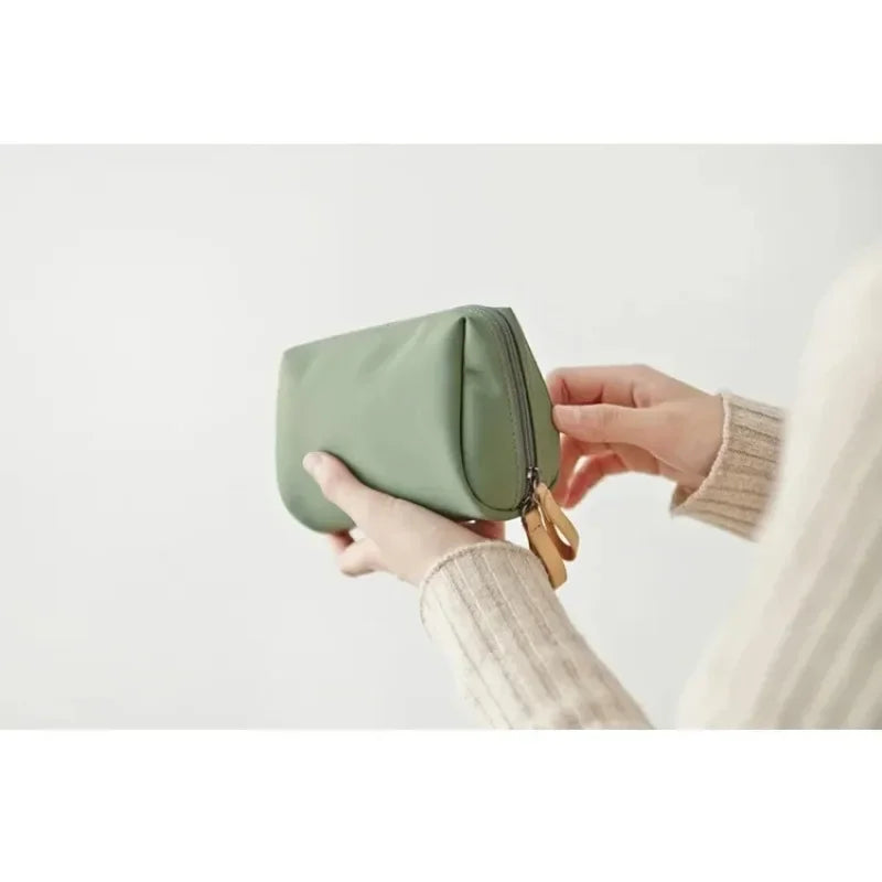 2024 New Women's Small Bag Toiletry Bag Portable Mini Solid Color Korean Makeup Bag Large Capacity Waterproof Storage Clutch Bag