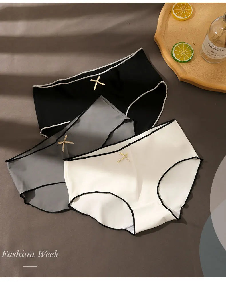 3pcs/Pack Women's Seamless Triangle Underwear With Low Waist And European-American Style