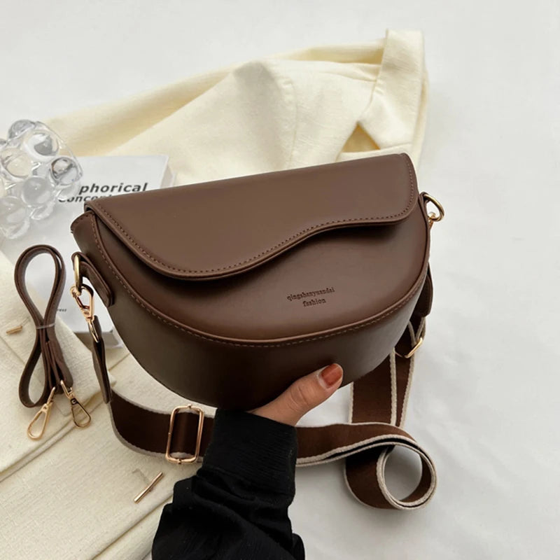 Vintage PU Leather Crossbody Bag for Women Small Saddle Shoulder Bag with Wide Strap Flap Design