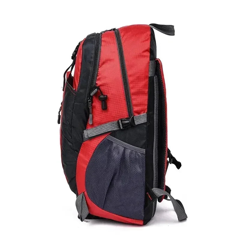 Outdoor Travel Backpack Fashion Hiking Backpacks Men Climbing Travel Backpack Classic Sport Travel Backpacks