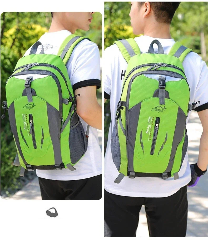 Outdoor Travel Backpack Fashion Hiking Backpacks Men Climbing Travel Backpack Classic Sport Travel Backpacks