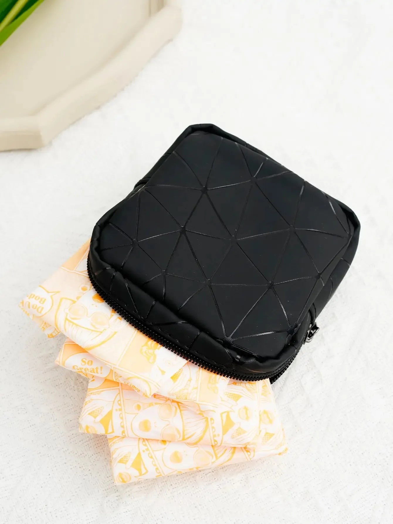 PU Leather Waterproof Organizing Bag, Jewelry Bag, Portable Monthly Bag, Women's Outdoor Sanitary Napkin Storage Bag