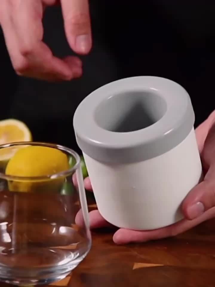 [Up to 60 Easy-Release Cubes] 1pc, Make Perfectly-Shaped Ice Cubes With This Easy-Release Silicone Ice Cube Mold - Holds Up To 60 Cubes! Kitchen Accessories